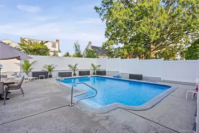 170 McKinley Avenue, Franklin Square, NY 11010 - Photo 29