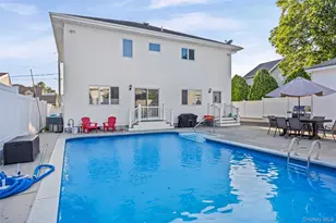 170 McKinley Ave, Franklin Square, NY 11010 - Photo 31