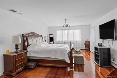 170 McKinley Avenue, Franklin Square, NY 11010 - Photo 19