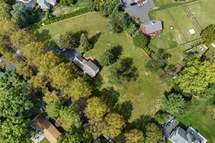 9 Snowball Dr, Cold Spring Harbor, NY 11724 - Photo 33