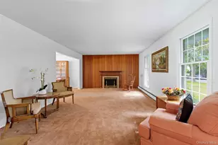 9 Snowball Dr, Cold Spring Harbor, NY 11724 - Photo 9