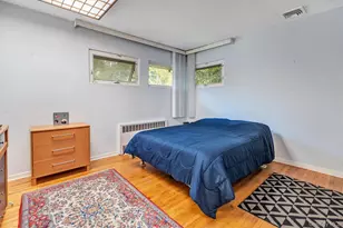 125 Colonial Rd, Great Neck, NY 11021 - Photo 23