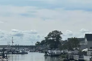 20 Bayview Ave, Howard Beach, NY 11414 - Photo 3