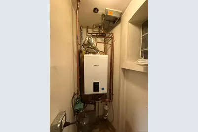 43-18 Robinson Street #2D, Flushing, NY 11355 - Photo 7