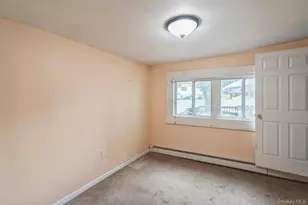 86 Ackerly Ln, Ronkonkoma, NY 11779 - Photo 11