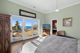 160 Sound Dr, Greenport, NY 11944 - Photo 11