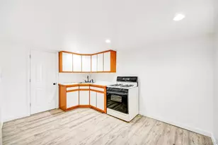 1614 Brightshore Blvd, Bay Shore, NY 11706 - Photo 17