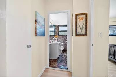 180 Pearsall Drive #1D, Mount Vernon, NY 10552 - Photo 13