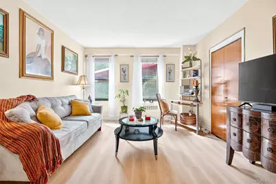 180 Pearsall Drive #1D, Mount Vernon, NY 10552 - Photo 5