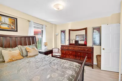 180 Pearsall Drive #1D, Mount Vernon, NY 10552 - Photo 11