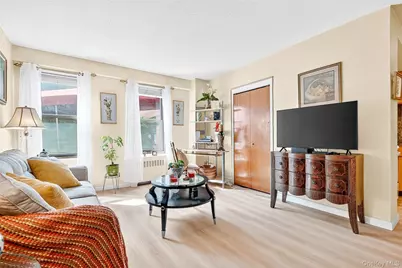 180 Pearsall Drive #1D, Mount Vernon, NY 10552 - Photo 3