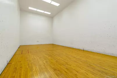 180 Pearsall Drive #1D, Mount Vernon, NY 10552 - Photo 19