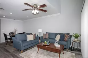 34 Pinnacle Dr, Port Jefferson, NY 11777 - Photo 5