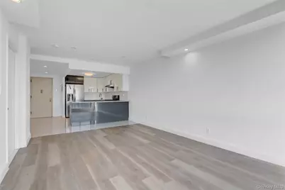 4515 82Rd Street #W7C, Elmhurst, NY 11373 - Photo 11