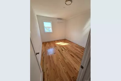 453 Beach 45 St, Far Rockaway, NY 11691 - Photo 3