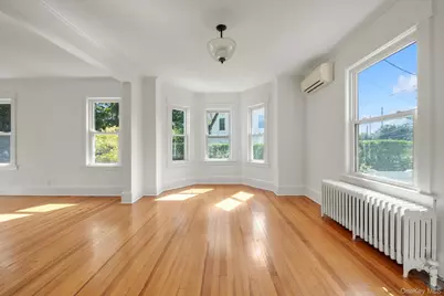 182 Berry Hill Road, Syosset, NY 11791 - Photo 5