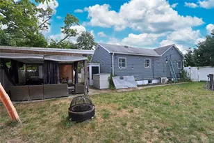 5 Bristol St, Huntington, NY 11743 - Photo 23