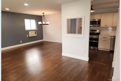 206 N Kentucky Avenue, Massapequa, NY 11758 - Photo 3