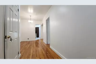 5434 83rd Street, Elmhurst, NY 11373 - Photo 7