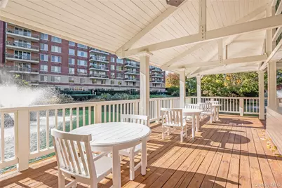100 Hilton Avenue #M27, Garden City, NY 11530 - Photo 31