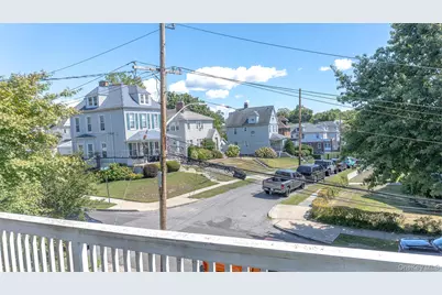 20 Pelhamside Drive, New Rochelle, NY 10801 - Photo 19