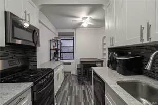 84-51 Beverly Rd, Kew Gardens, NY 11415 - Photo 9