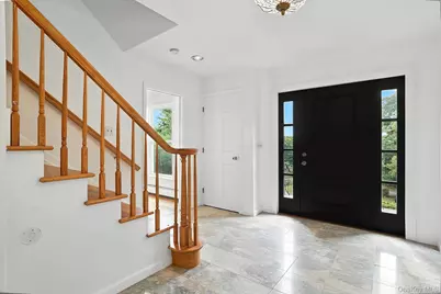 19 Friendship Lane, Red Hook, NY 12571 - Photo 3