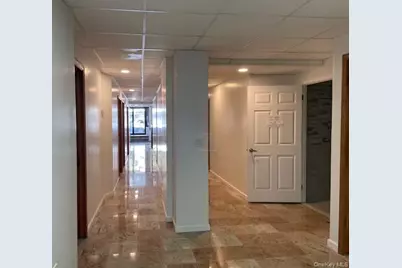 182-34 Hillside Avenue, Jamaica, NY 11432 - Photo 11