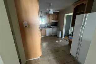 10 Cedarhurst Ave, Selden, NY 11784 - Photo 5