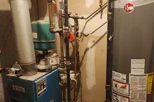 142-34 Bascom Ave, Jamaica, NY 11436 - Photo 17