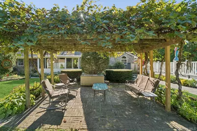 9 Monte Lane, Center Moriches, NY 11934 - Photo 25