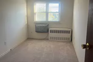 265-07 Hillside Ave., Floral Park, NY 11004 - Photo 11