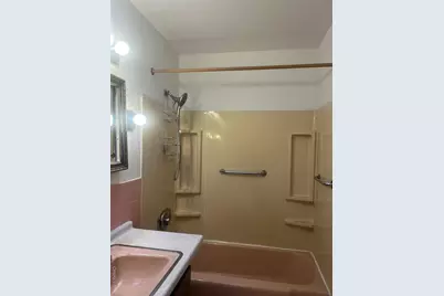 26507 Hillside Avenue #3, Floral Park, NY 11004 - Photo 15