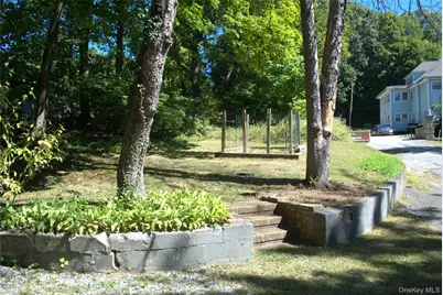 1824 Seabury Place, Peekskill, NY 10566 - Photo 9