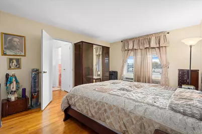 60-11 Broadway #3C, Woodside, NY 11377 - Photo 11