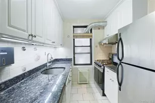 224-24 Union Tpke, Oakland Gardens, NY 11364 - Photo 5