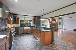 211 Woodmont Rd, Hopewell Junction, NY 12533 - Photo 9