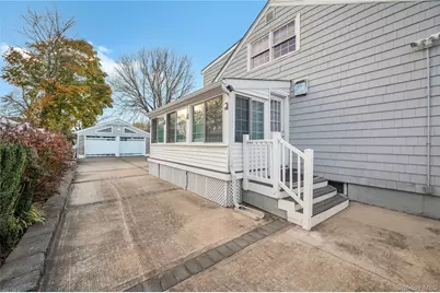 22 Herman Avenue, North Babylon, NY 11703 - Photo 21