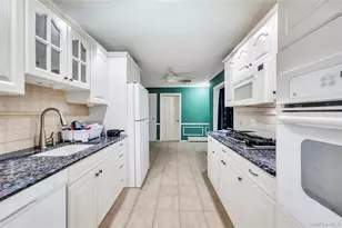 22 Herman Ave, North Babylon, NY 11703 - Photo 5