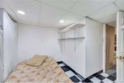 22 Herman Avenue, North Babylon, NY 11703 - Photo 19