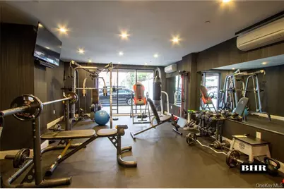 3435 Guider Avenue #5A, Brooklyn, NY 11235 - Photo 15