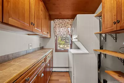 14 Whitestone Road, Sound Beach, NY 11789 - Photo 9