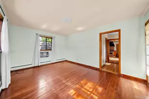 14 Whitestone Rd, Sound Beach, NY 11789 - Photo 11