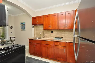 61 W Grand Street #0-C, Mount Vernon, NY 10552 - Photo 11