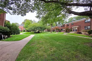 219-12 75th Ave, Bayside, NY 11364 - Photo 21