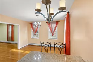 93 Vermont Ave, Hempstead, NY 11550 - Photo 11