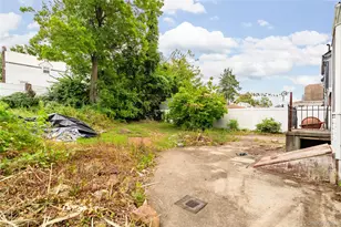 2430 Morgan Ave, Bronx, NY 10469 - Photo 33