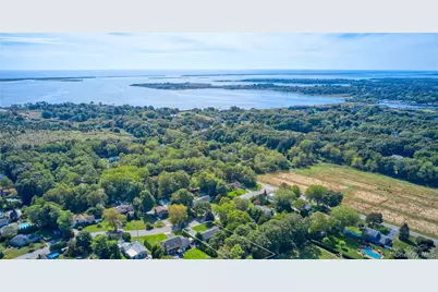 9 Linda Lane, East Moriches, NY 11940 - Photo 33