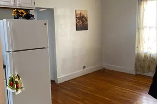 21-67 33 St, Astoria, NY 11105 - Photo 5