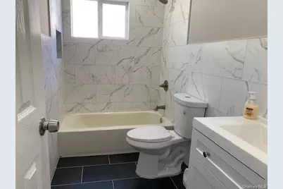 154 Charter Oaks, Brentwood, NY 11717 - Photo 19